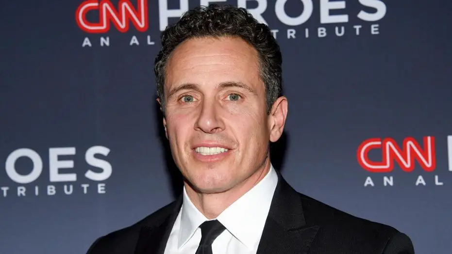 How tall is Chris Cuomo?